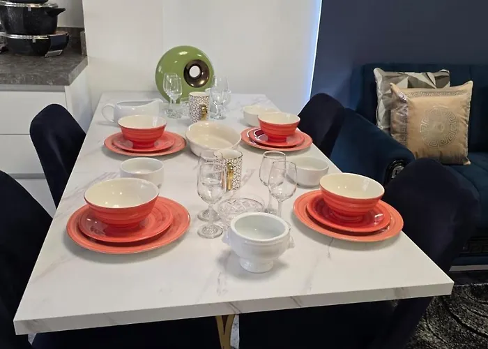 Mega3 Luxury 2-bedroom,2-baths With Free Car Park *