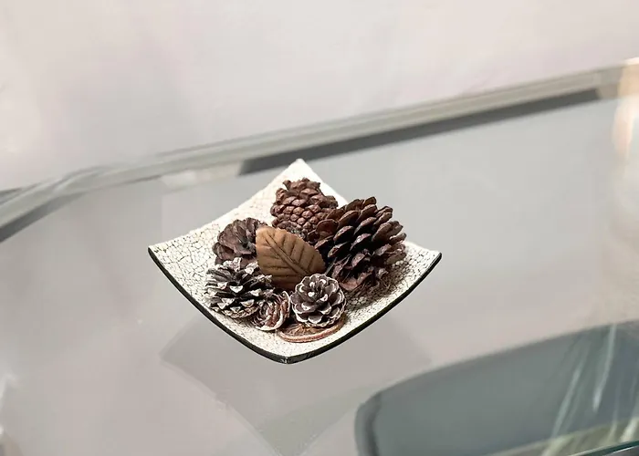 5bdr | Tram Access|free St Parking Holiday home *