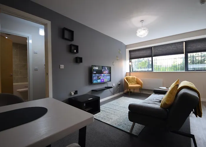 Apartment Sandringham Ground Floor Dbl Bed & Parking *