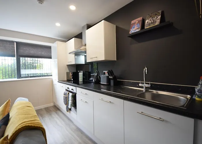 아파트 Sandringham Ground Floor Dbl Bed & Parking