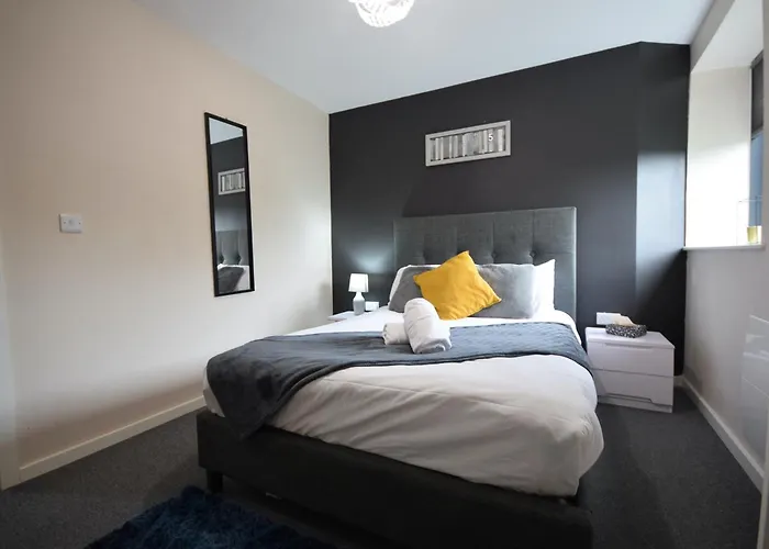 Apartment Sandringham Ground Floor Dbl Bed & Parking *