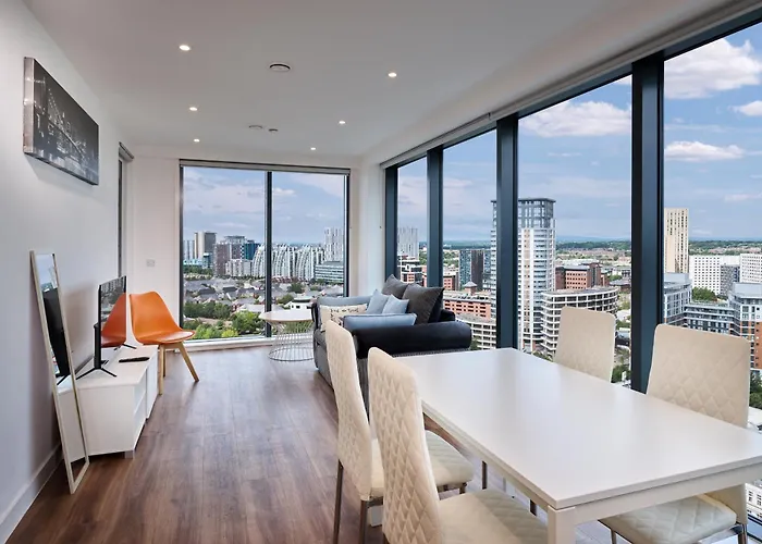 2 Bed Ensuite With Fantastic Night View And Old Trafford Stadium * Manchester