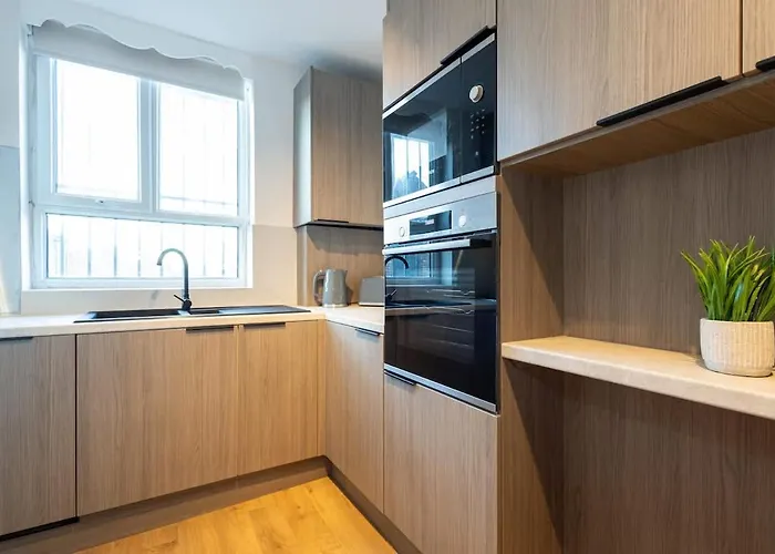 別荘 The Withington *