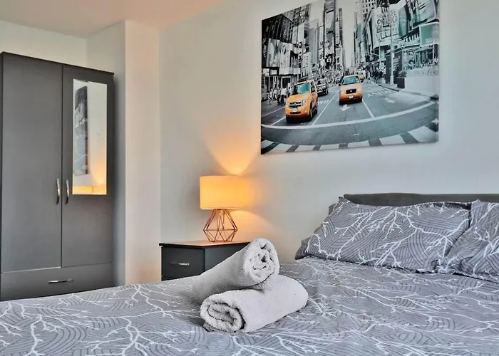 Lägenhet View - Free Parking - Sleeps 6 - Near Centre - By Nmb *