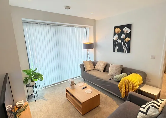 Cosy Two Bedroom In Manchester