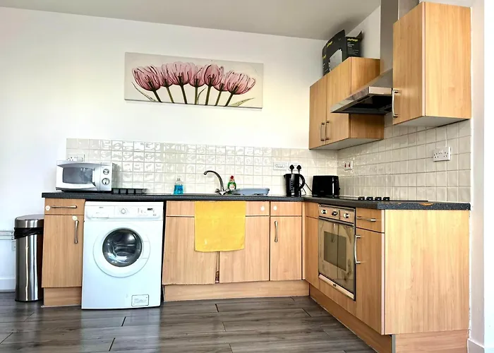 2 Bedroom, 2 Bath, Very Popular Centre