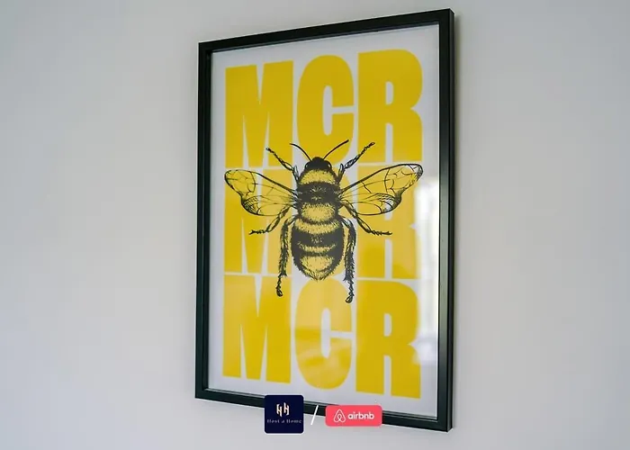 Large 2 Bedroom With Balcony By Host A 아파트 *