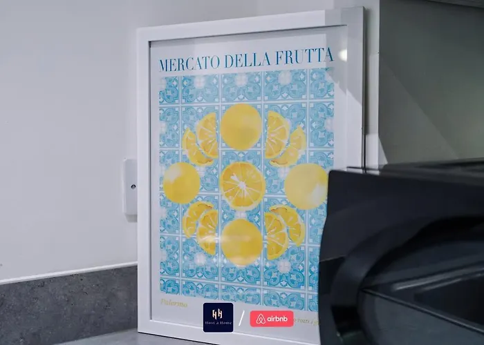 Large 2 Bedroom With Balcony By Host A * 맨체스터