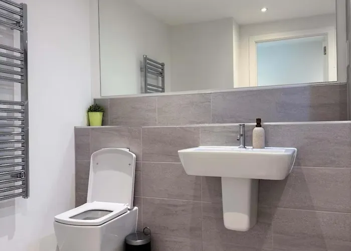 Modern & Stylish 1-bed Near Old Trafford And مانشستر