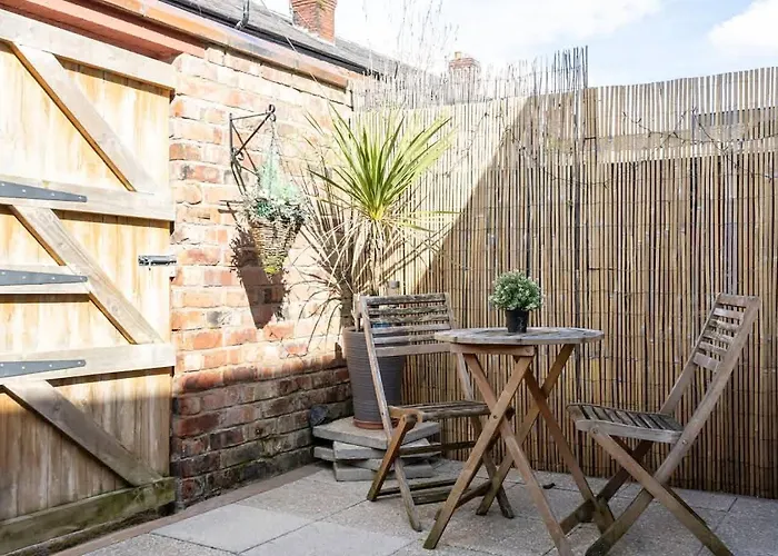 Ferienhaus Winslow House- Close To Coop Etihad & Free Parking Manchester