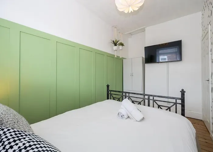 Winslow House- Close To Coop Etihad & Free Parking Manchester