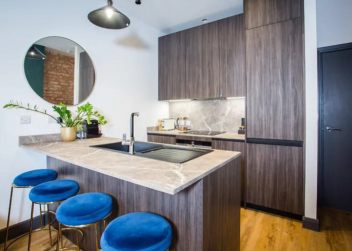 Stylish Grade Ii Listed 1-bed Northern Quarter *