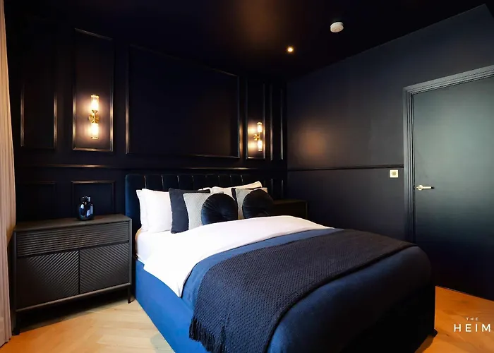 Gatsby At The Heim Apartman