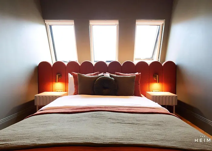 Gatsby At The Heim Apartman *