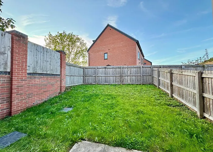 펜션 S Veranda - Near Lidl & Bus -4 Bed 6 Sleep