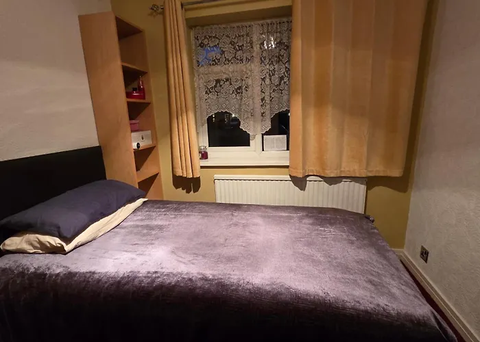 홈스테이 Heaton Mersey Stockport *