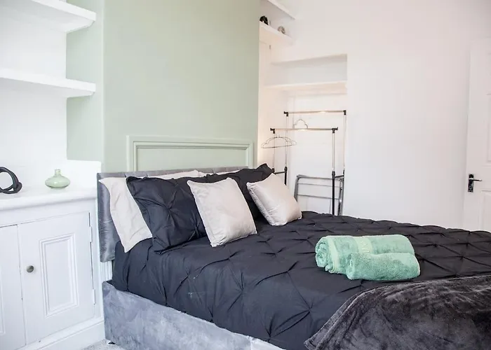 Dom wakacyjny 3br House Contractor Hospital Uni