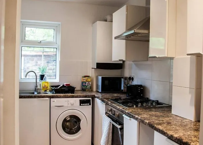 3br House Contractor Hospital Uni Holiday home Manchester