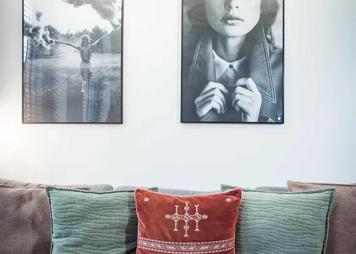 Stylish Grade Ii Listed 1-bed Northern Quarter Manchester