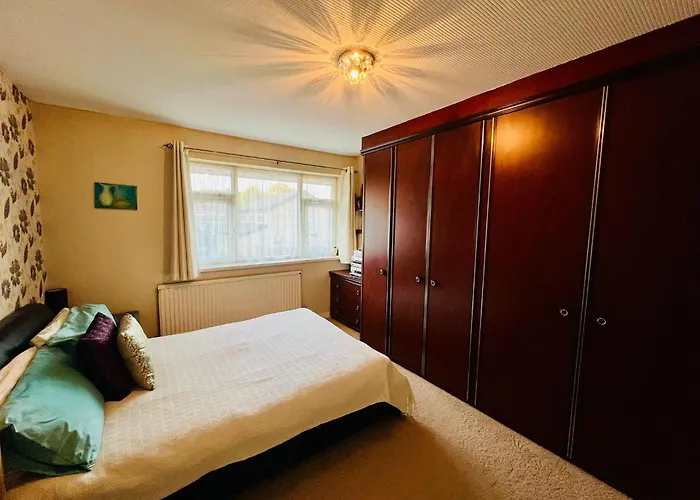 Heaton Mersey Stockport 홈스테이