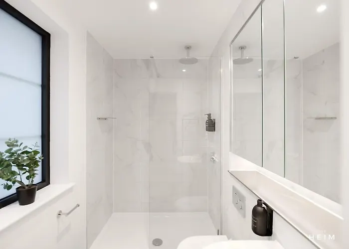 Shales At The Heim Tatil Evi Manchester