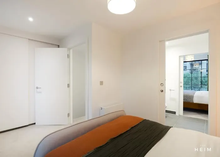 Shales At The Heim Tatil Evi Manchester