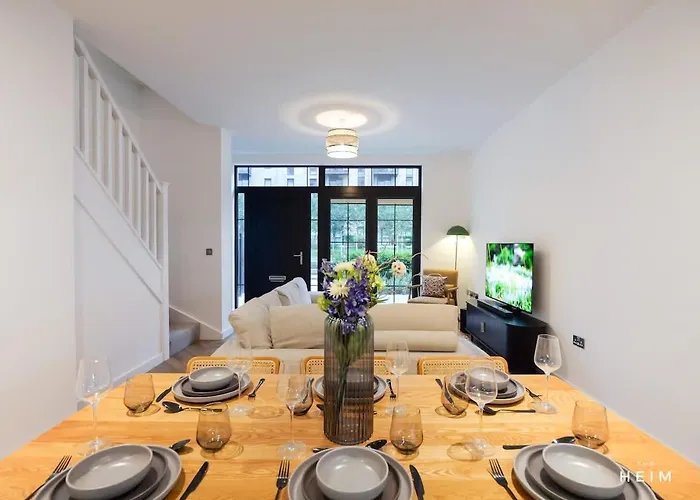 Holiday home Shales At The Heim *