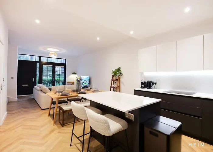 Holiday home Shales At The Heim Manchester