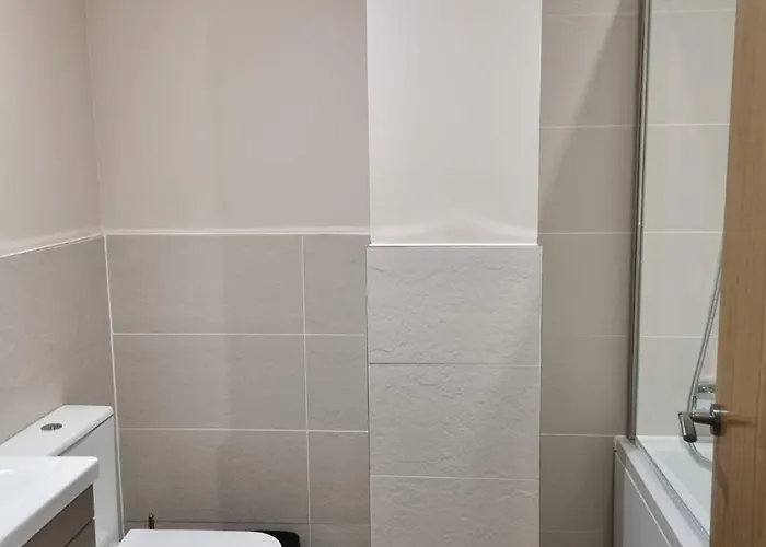 With Free Parking In Greater