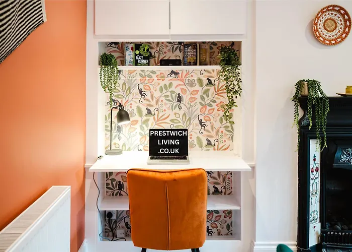 Lägenhet Bright 4br With Garden With Free Parking And Sleeps Up To 9 Manchester