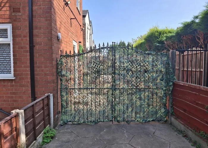 Cosy 2-bed House In Casa vacanze