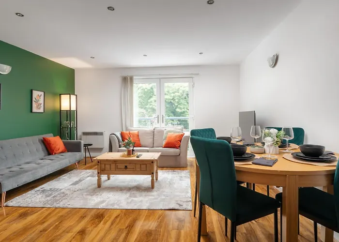 Apartamento Stylish 2Br Flat - Walk To Old Trafford - Free Parking *