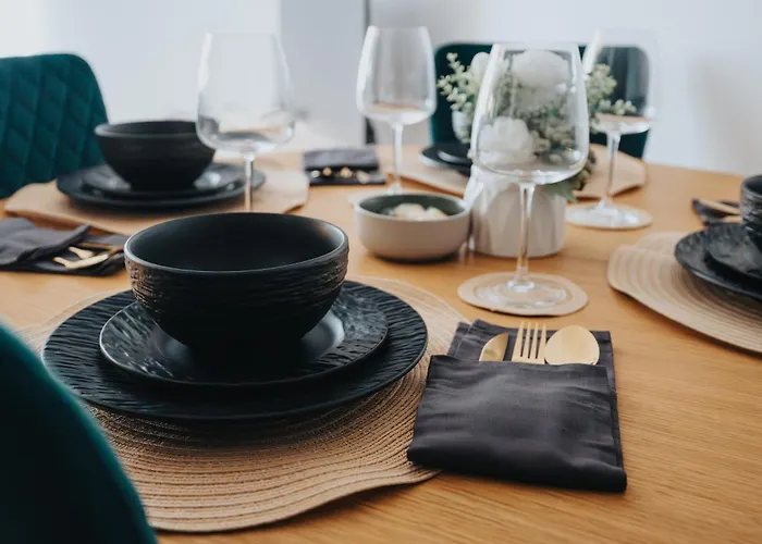 Stylish 2Br Flat - Walk To Old Trafford - Free Parking Apartamento