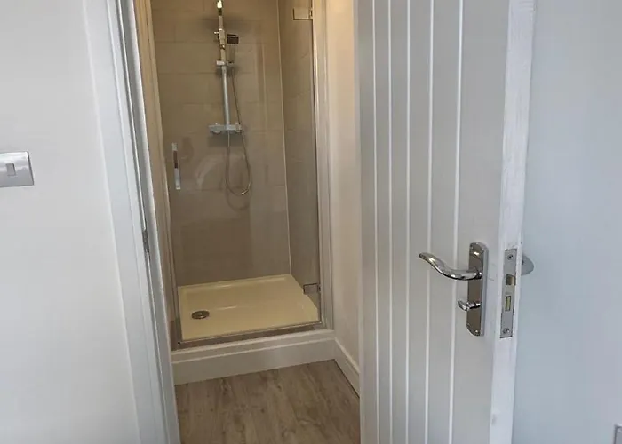 Kehoe's Near Etihad Stadium & Coop Live Arena Sleeps 4 Daire *