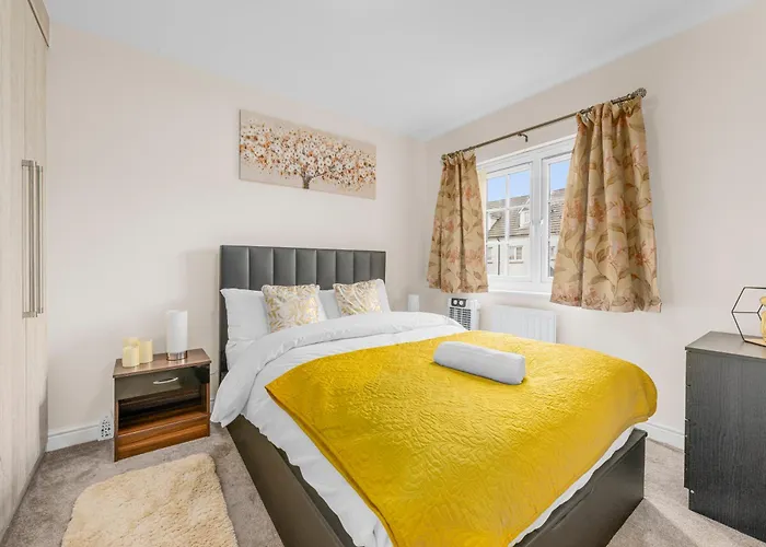 4 Bedroom House In *