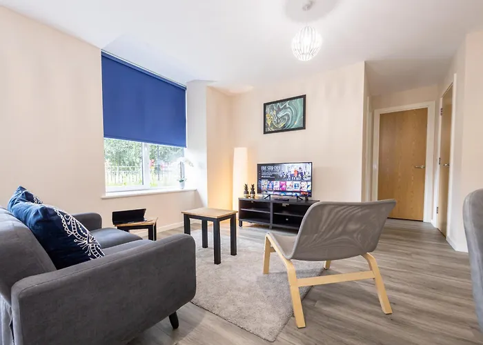 Salford - 1 Bed - Free Parking - Fast Wi Fi By Av Hughes Apartman