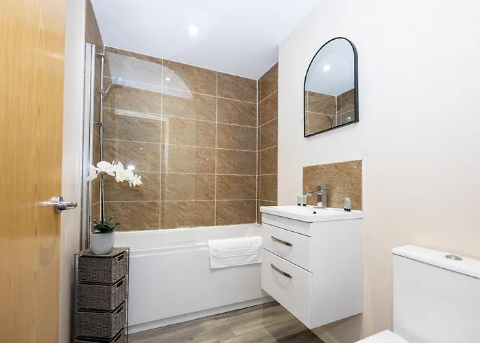 Apartman Salford - 1 Bed - Free Parking - Fast Wi Fi By Av Hughes