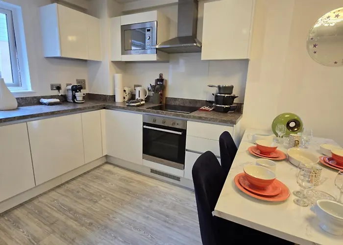 Mega3 Luxury 2-bedroom,2-baths With Free Car Park Apartmán