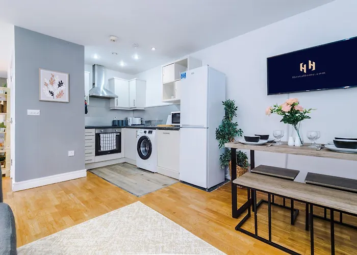 Daire Cosy 2br In Center - With Wifi, Kitchen & Parking *