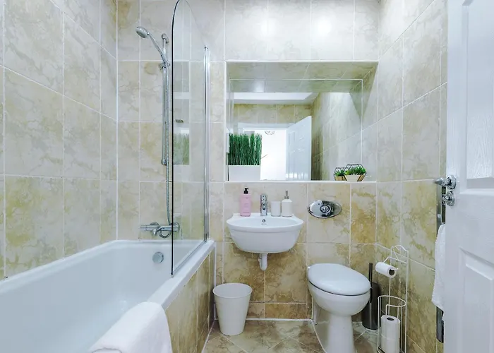 Cosy 2br In Center - With Wifi, Kitchen & Parking Daire *