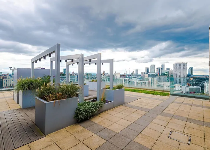 Apartment Duplex In Salford, 2br&2ba, Full Kitchen Manchester