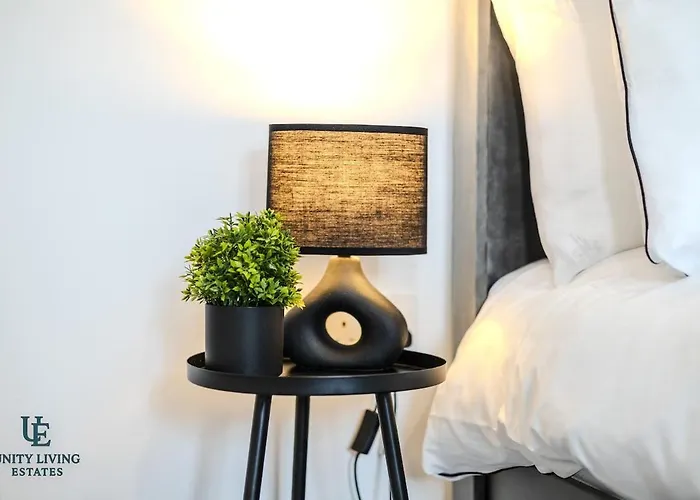 The Modern 1br Near Etihad Stadium & Coop Live *