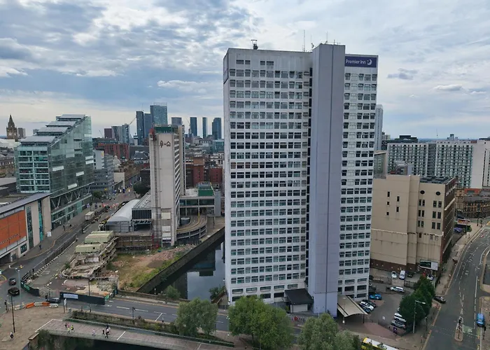 Daire Opulent Skyline