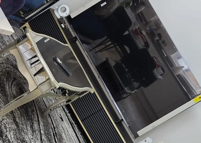 Mega3 Luxury 2-bedroom,2-baths With Free Car Park *