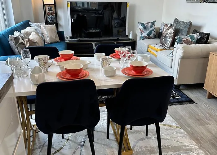 아파트 Mega3 Luxury 2-bedroom,2-baths With Free Car Park 맨체스터