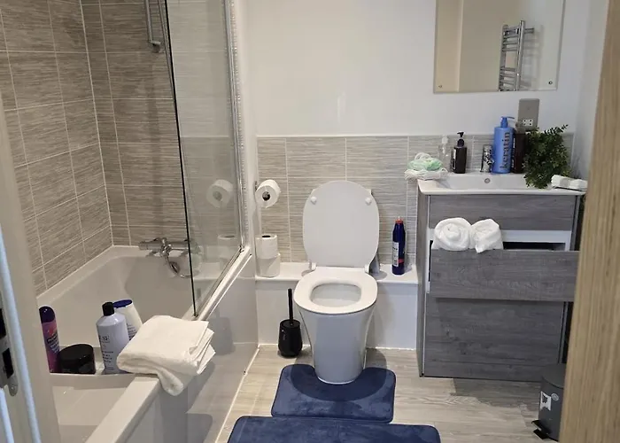 Mega3 Luxury 2-bedroom,2-baths With Free Car Park Manchester