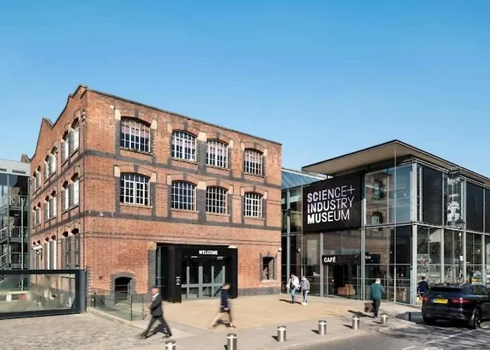 Apartament Modern Spacious Sleeps 5 Free High-speed Wi-fi *