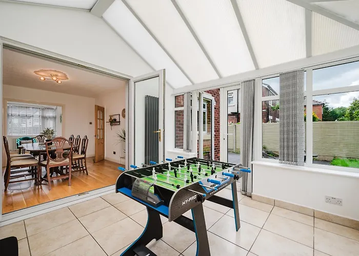 Heaton House - Parkside Charm And Comfort