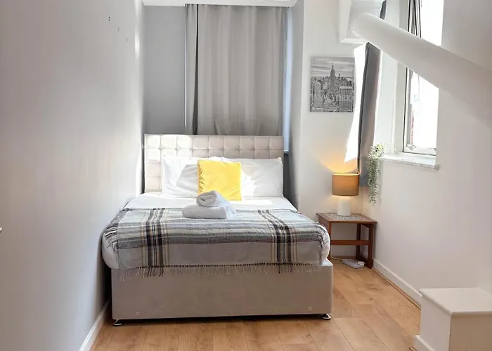 Spacious 2br 2ba Centre Sleeps 5 Manchester