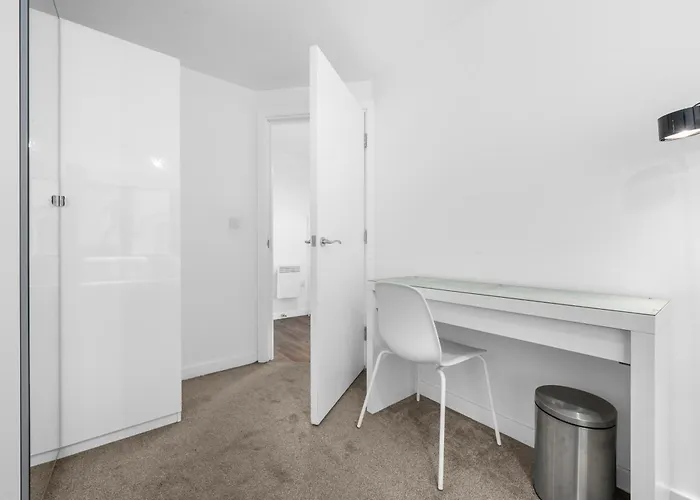 Wilmslow Comfort Stay Ideal For Short & Long Stays Apartmán Manchester